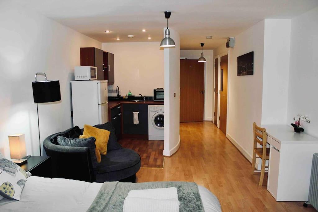 Modern City Central Studio Apt Birmingam Exterior foto